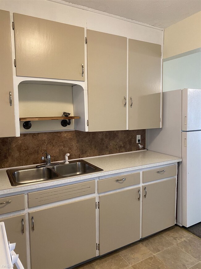 Building Photo - 2 br, 1 bath House - 909 S 25th St