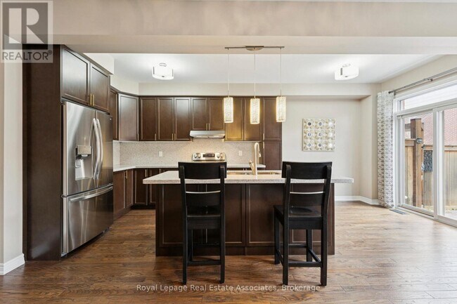 Photo du bâtiment - 12 Diamond Leaf Ln