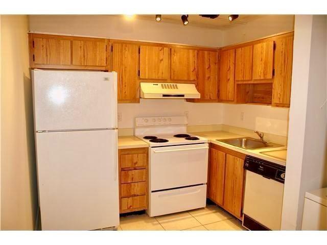 Foto del edificio - 11000 Royal Palm Blvd