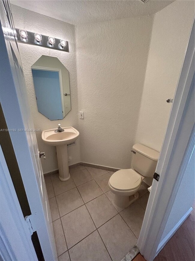 Building Photo - 7839 NW 110th Ave