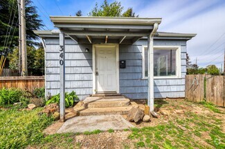 Building Photo - 340-340 1/2 Bethel Dr