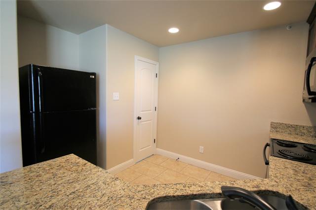 Building Photo - 131 Sunburst Ct