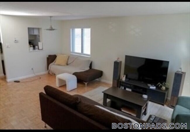 Foto del edificio - 34 Village Hill Ln