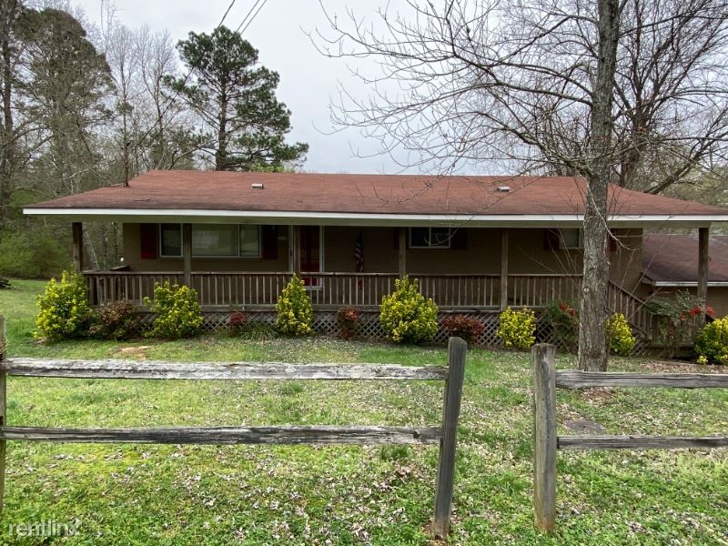 Primary Photo - 3 br, 1.5 bath House - 63 Crabtree Rd