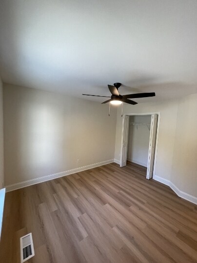 Foto del edificio - 1228 Sholar Ave