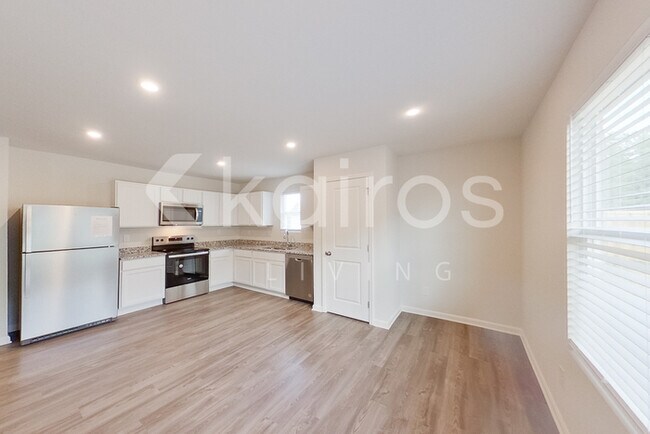 Foto del edificio - 339 Shelton Rd