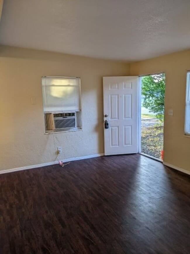 Foto del edificio - 2/1/ home in St. Pete