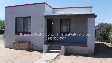 Building Photo - 401 W Palmdale St