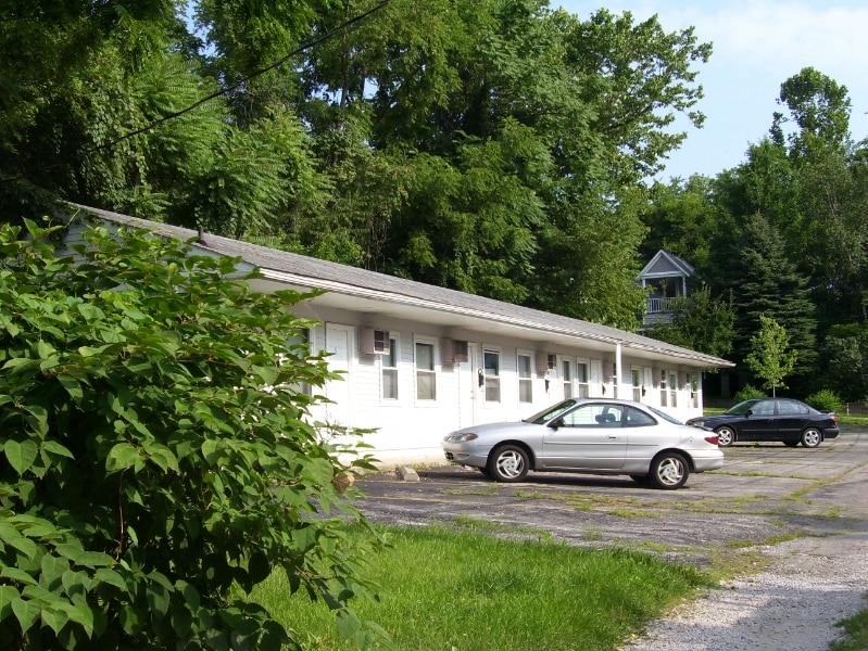 713 W 12th St, Bloomington, IN 47404 Room for Rent in Bloomington, IN