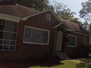 Building Photo - 2416 Amos St