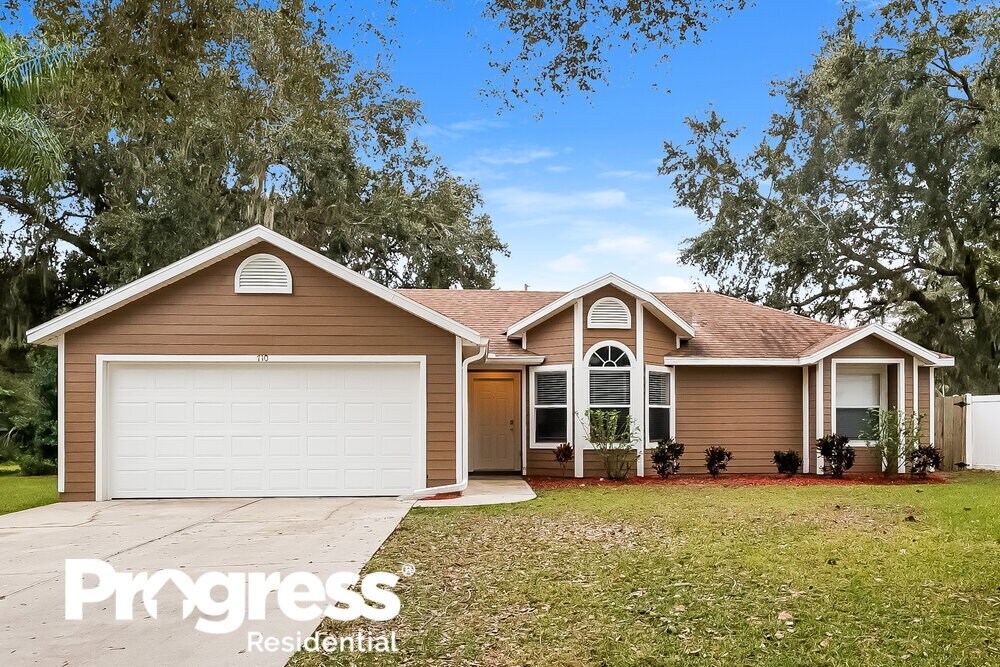 710 Kenmoore Ct, Eustis, FL 32726 House Rental in Eustis, FL