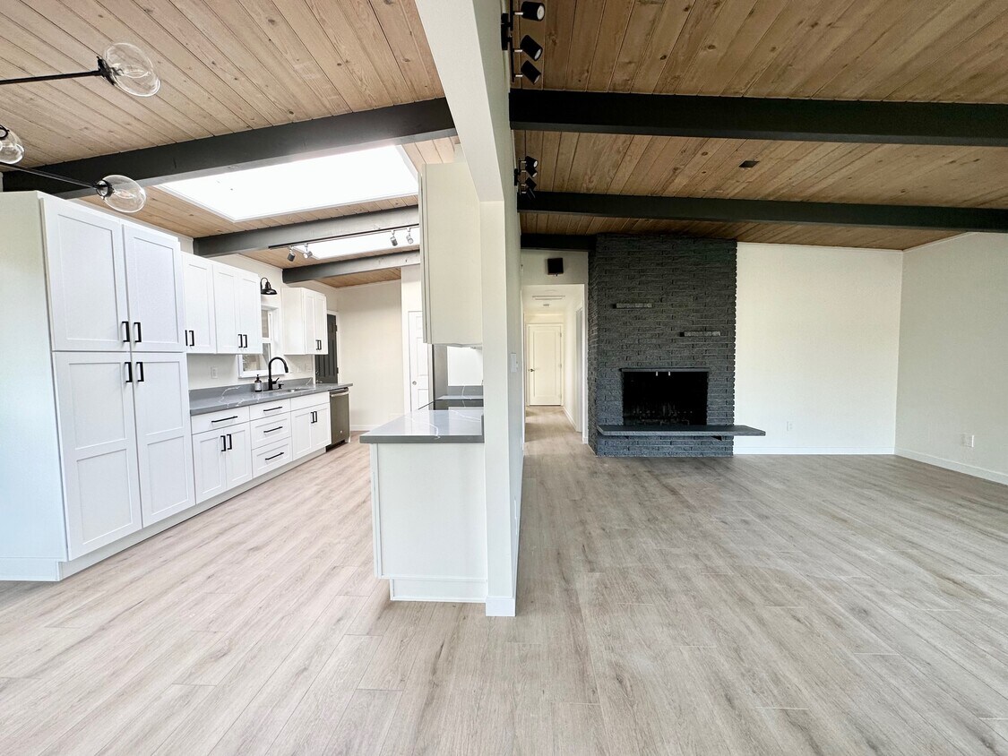 1213 N 33rd St, Renton, WA 98056 House Rental in Renton, WA