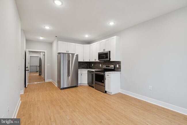 Foto del edificio - 2454 N 2nd St