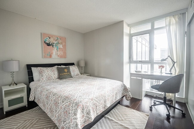 Photo du bâtiment - 2708 Puente de Luz