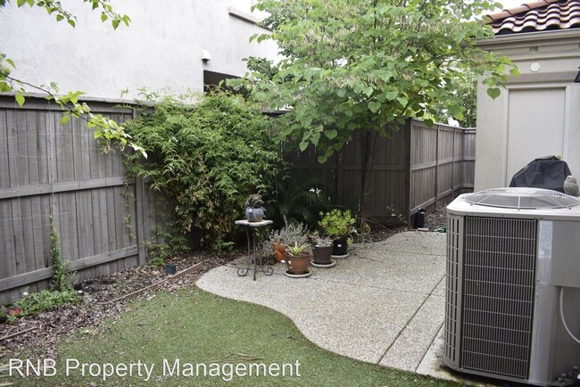 Building Photo - 3 br, 2.5 bath House - 170 Martis Valley C...
