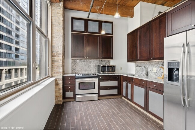 Foto del edificio - 540 N Lake Shore Dr