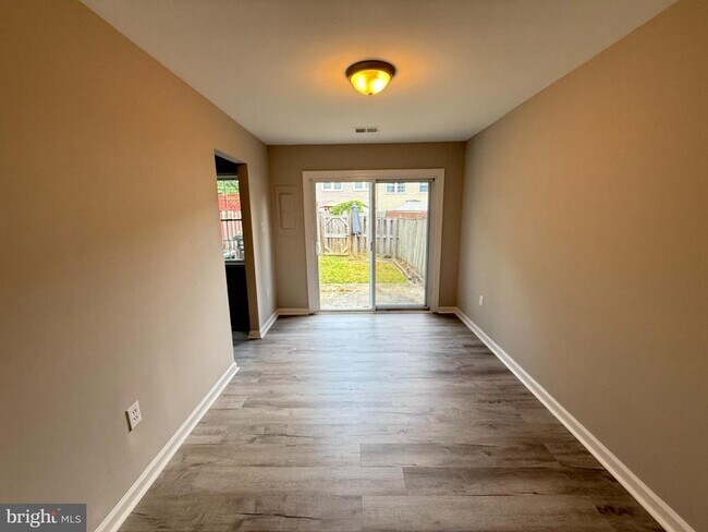 Foto del edificio - 2870 Beechtree Ln