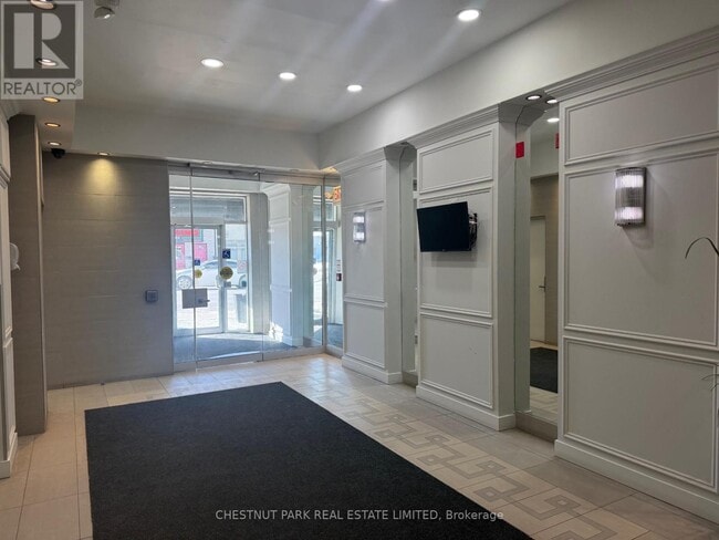 Building Photo - 3443 Bathurst St