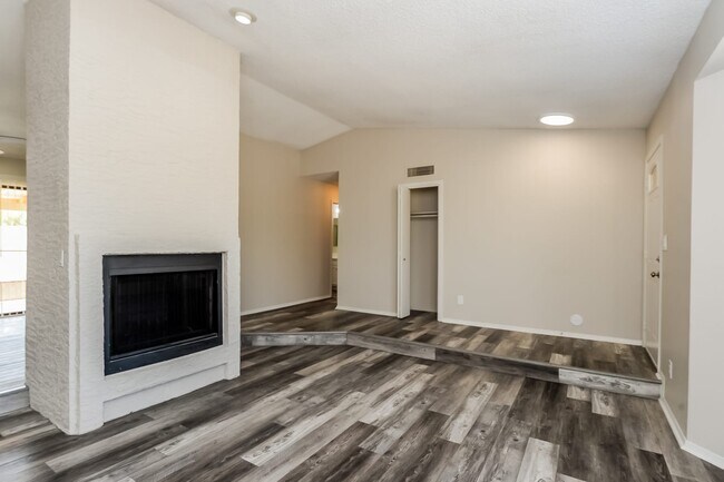 Building Photo - 17223 E El Pueblo Blvd