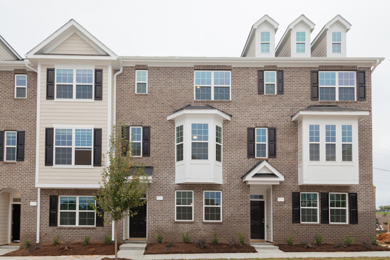 4020 Kentworth Dr, Holly Springs, NC 27540 Townhome Rentals in Holly