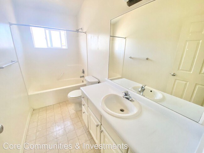 Building Photo - 4109 S Highland Dr