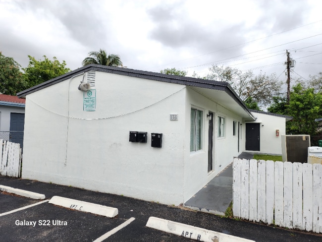 Photo - 133 SW 5th Ct Apartment