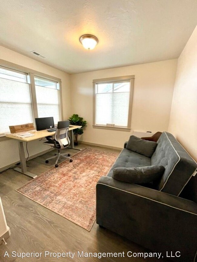 Building Photo - 3 br, 2 bath House - 4446 SW Majestic Ave