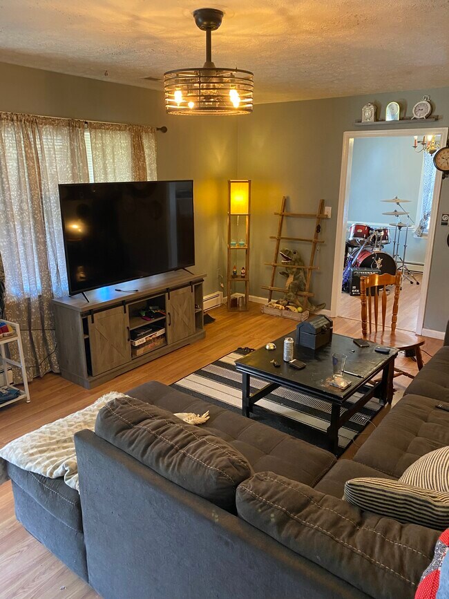 Foto del edificio - 1026 Ardmore Dr