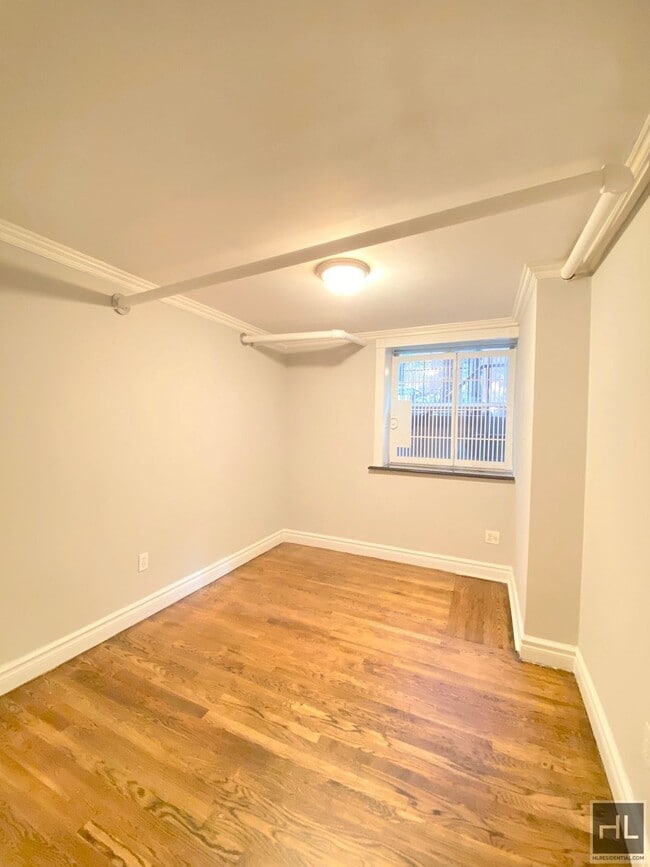 Building Photo - Barrow Street