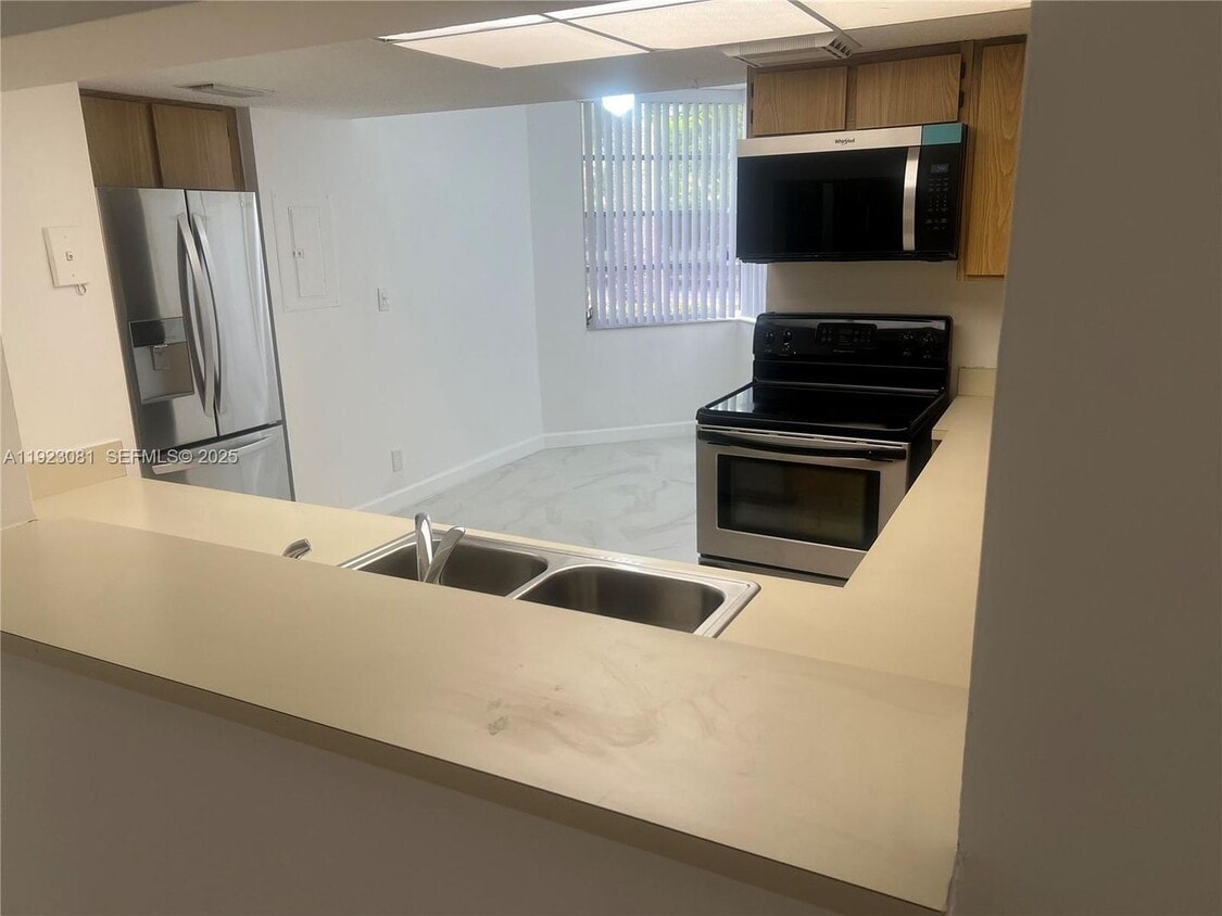 Photo - 9510 Seagrape Drive 101, Davie, FL 33324