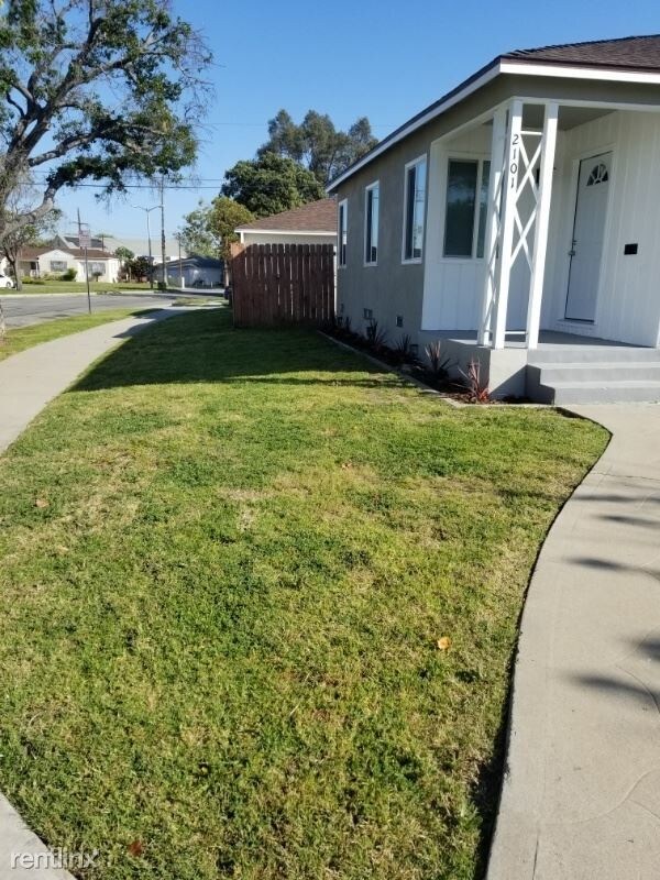 Foto del edificio - 3 br, 2 bath House - 2101 Easton St.