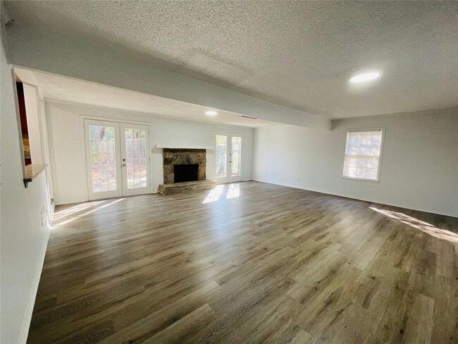 Building Photo - 125 Lace Wing Ct