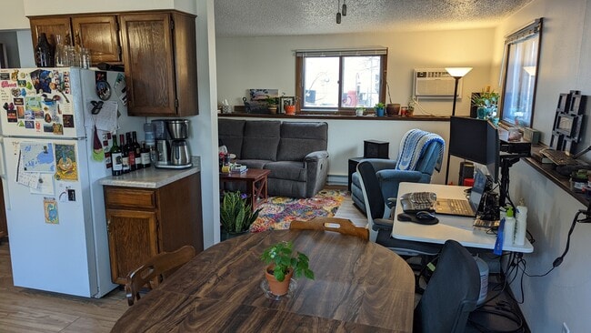 Living/Dining Room - 1543 8th St N