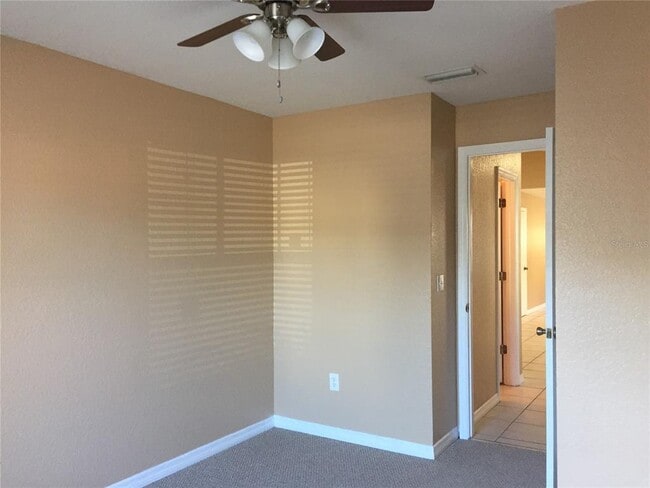 Foto del edificio - 4309 Longshore Dr