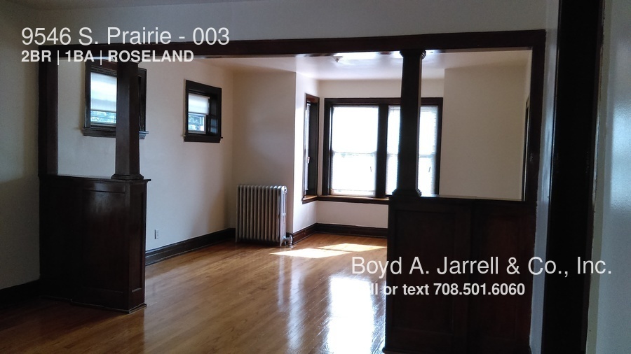 Building Photo - 9546 S Prairie Ave