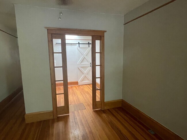 Foto del edificio - 3455 Decatur St