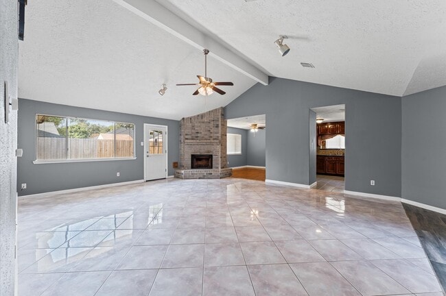 Foto del edificio - 21311 Golden Dove Dr