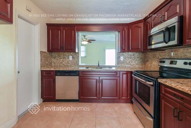 Foto del edificio - 3011 SW 117th Ct