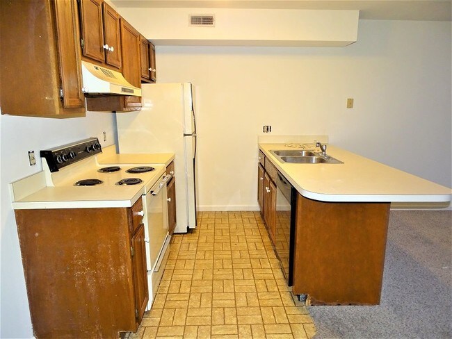 Building Photo - 205 Miller Rd