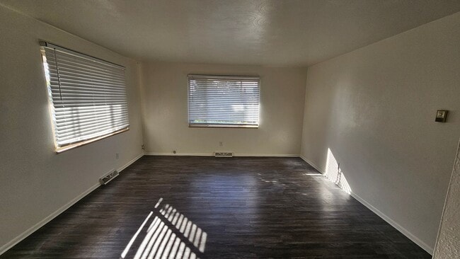 Building Photo - Multi Family Ranch Home in Westminster