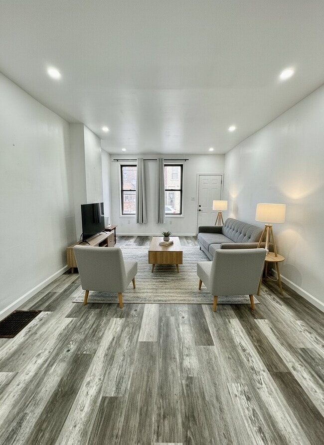 Photo - 1828 E Orleans St Townhome