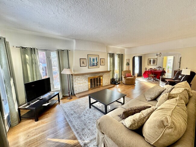 Foto del edificio - 3574 Lynnfield Rd