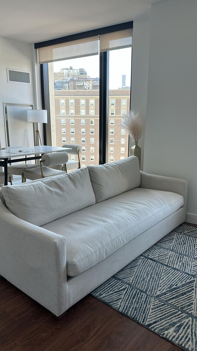 Foto del edificio - 212 Stuart St