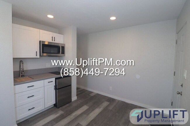 Building Photo - 4169 Wightman St