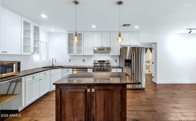 Building Photo - 4835 N 30th Pl