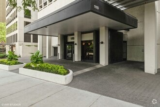 Building Photo - 1110 N Lake Shore Dr