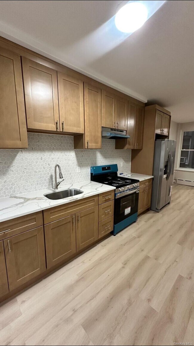 Foto del edificio - 70-15 66th St