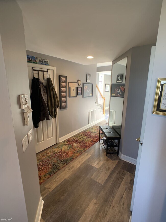Building Photo - 3 br, 2.5 bath House - 2678 Morrow Place