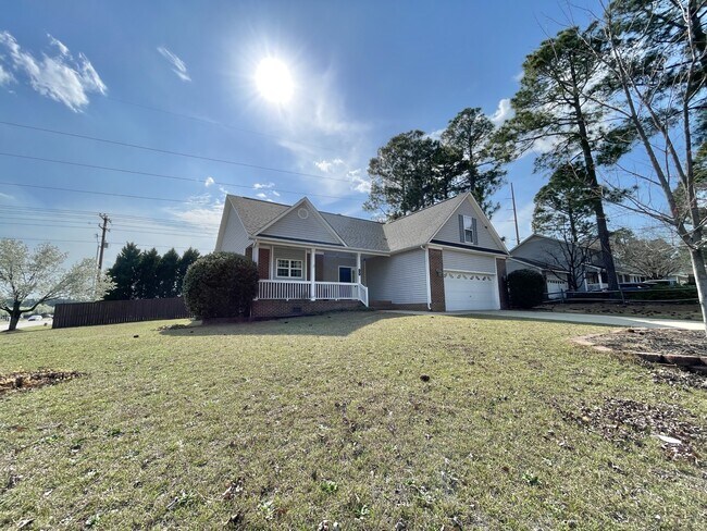 Building Photo - 11 Richmond Park Dr