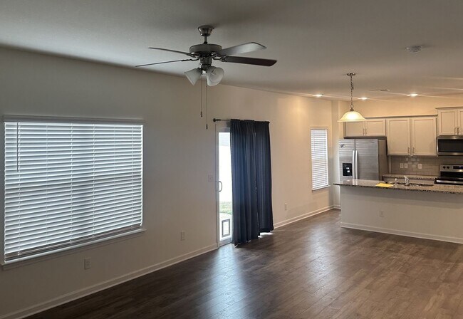 Foto del edificio - Spacious 3Bed/2.5Bath home in Maryville City Schools district only $2400/month - AVAILABLE NOW